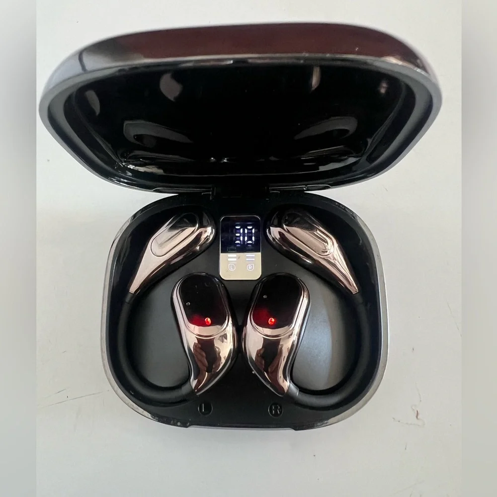 RCA TWS Pro Wireless Earbuds With Charging Case And USB Cord Tested Working